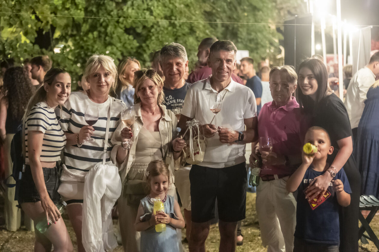 Večer vina i umjetnosti 2025.