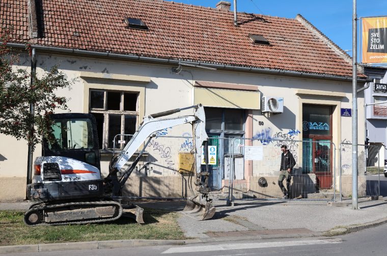 WhatsApp-Image-2025-10-10-at-12.48.18