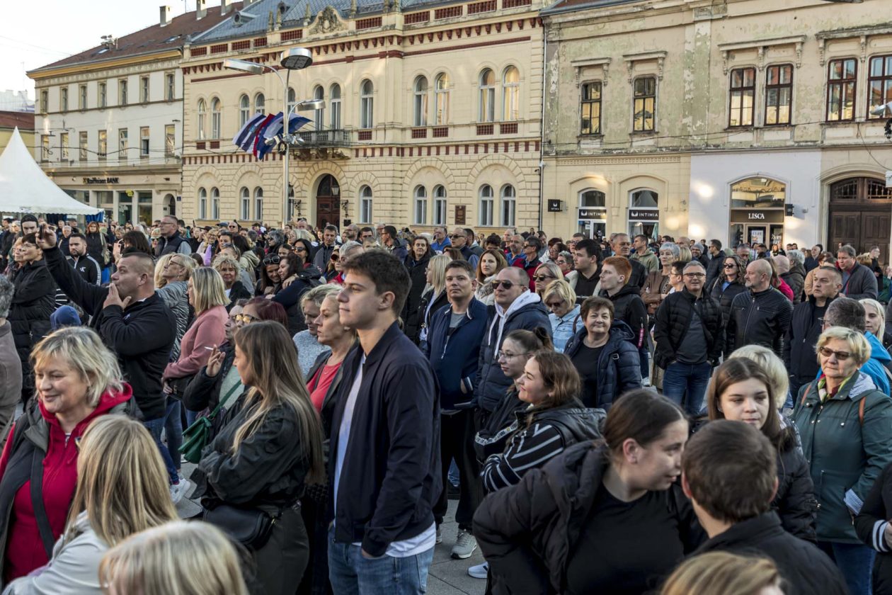 Okupljanje za Halida