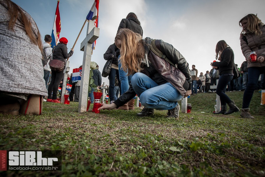 kolona_sjecanja_vukovar_1811201