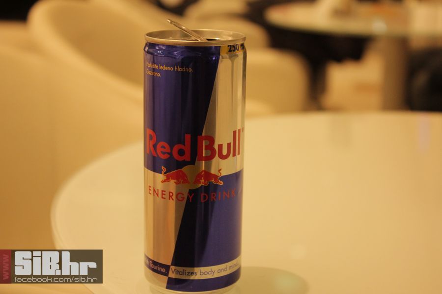 redbull_paper_wings_SiBhr_35