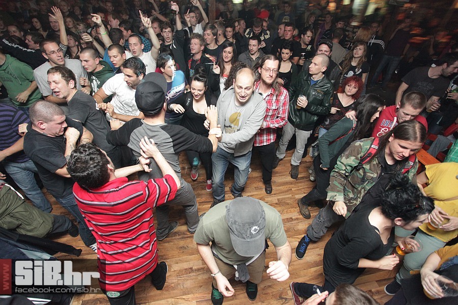 punk_party_10_atheist_rap_13102