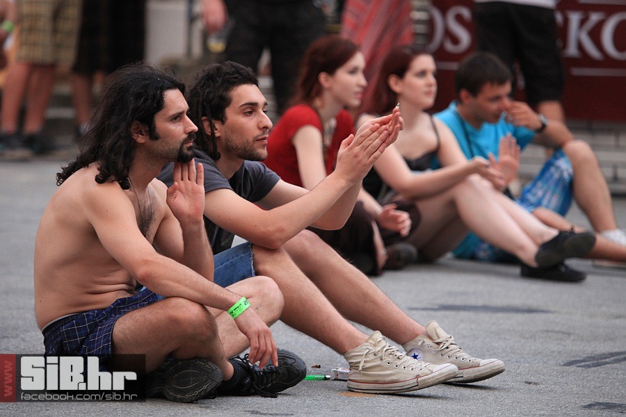 ufo_1_dan_07072012_sibhr_by_001