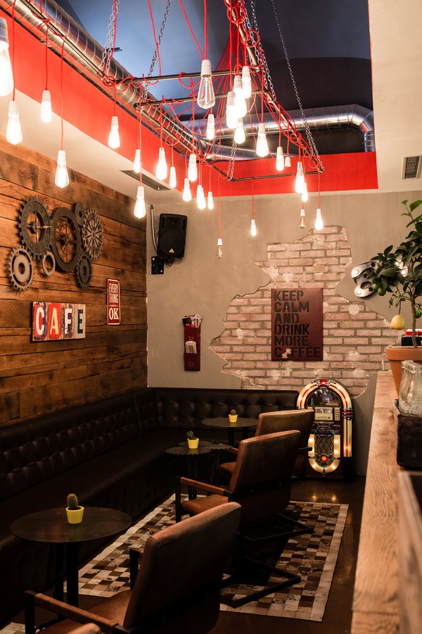 american_bar_dollar_osijek_1