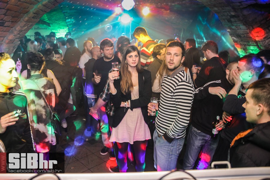 exit-viptaxi_SiBhr_9 exit-viptaxi_SiBhr_9