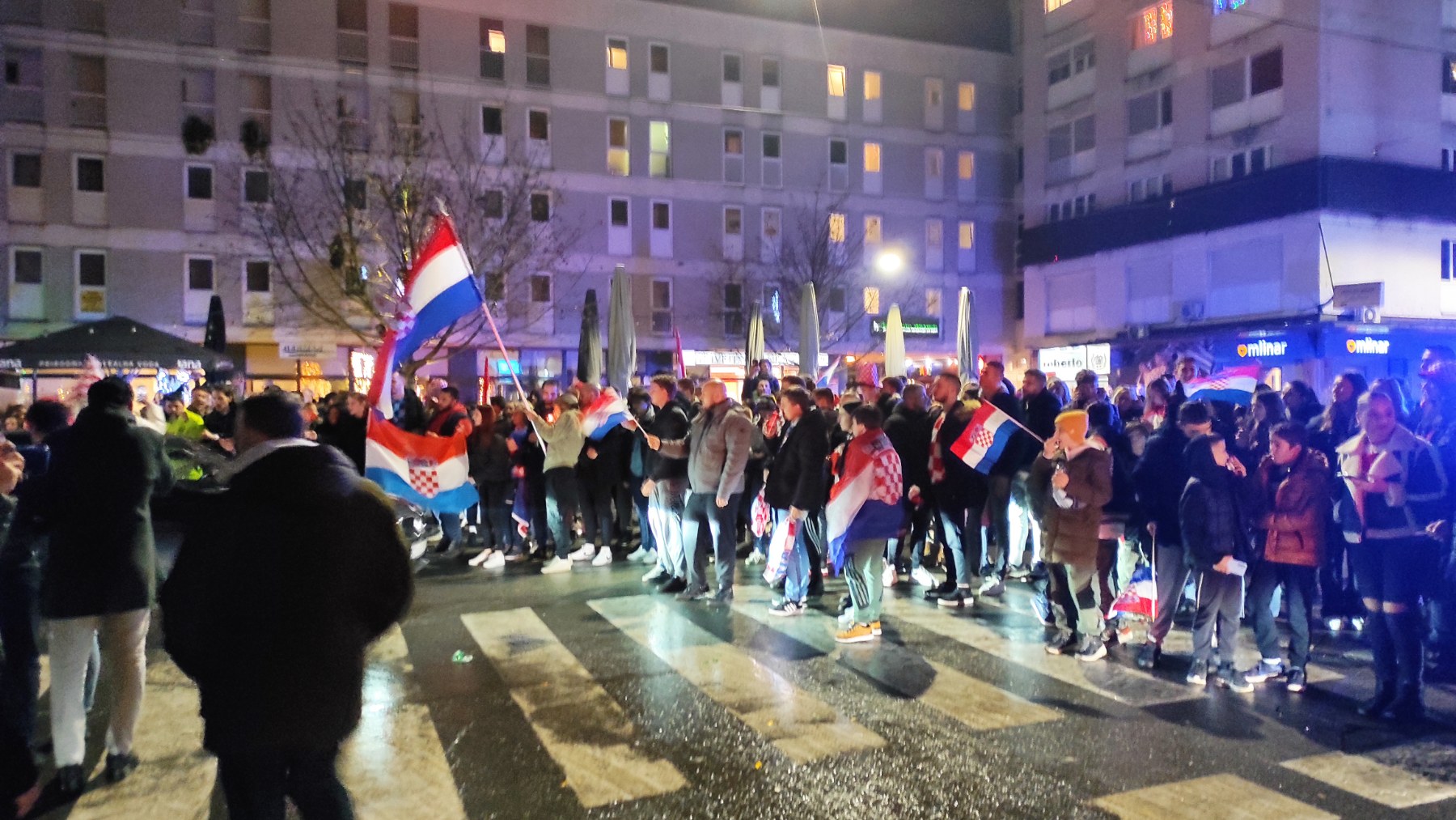 Slavlje nakon pobjede Hrvatske