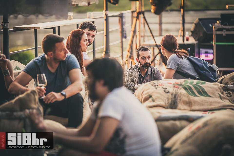 sofa0907_2016_sibhr_15