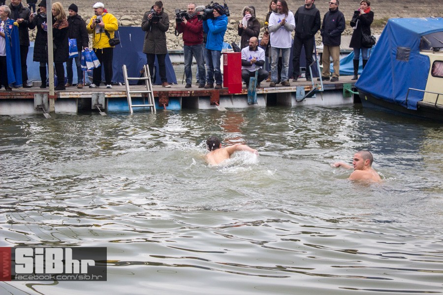 skakanje_tuljan_31122015_sibhr_