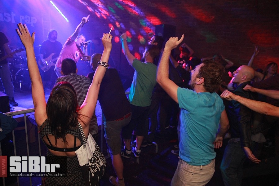 epic_osijek_nightlife_sibhr11_5 epic_osijek_nightlife_sibhr11_5