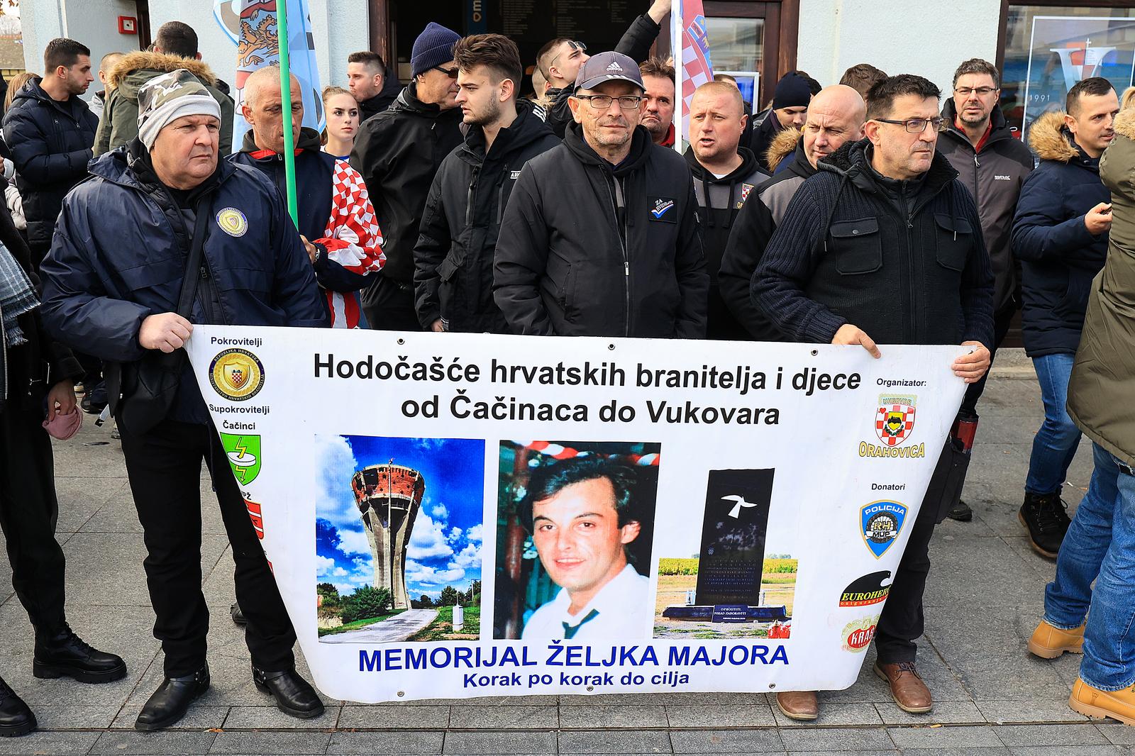 Nekoliko desetaka tisuća ljudi u vukovarskoj Koloni sjećanja