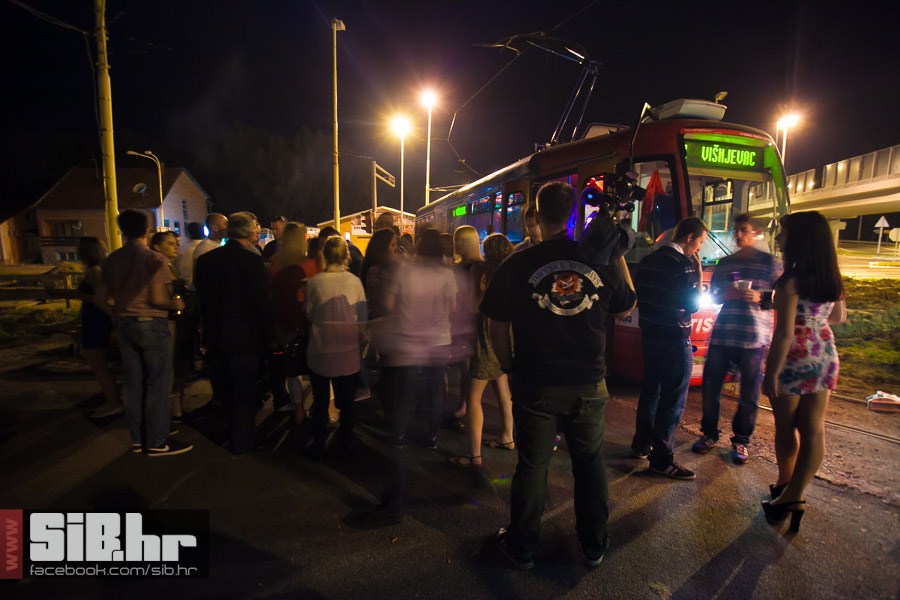 maturanti_tramvaj_party_1605201