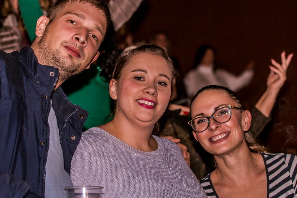 Haris Džinović i legice u dvorani Gradski vrt