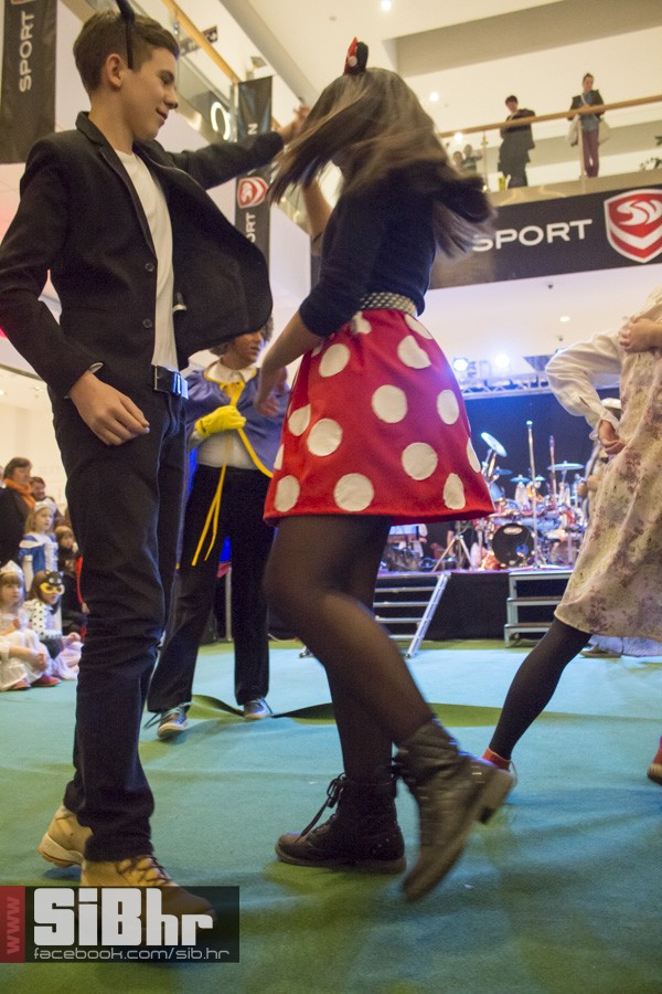osjecki_karneval_avenue_mall_74