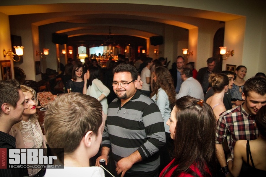 old_bridge_pub_13042013_sibhr_3 old_bridge_pub_13042013_sibhr_3