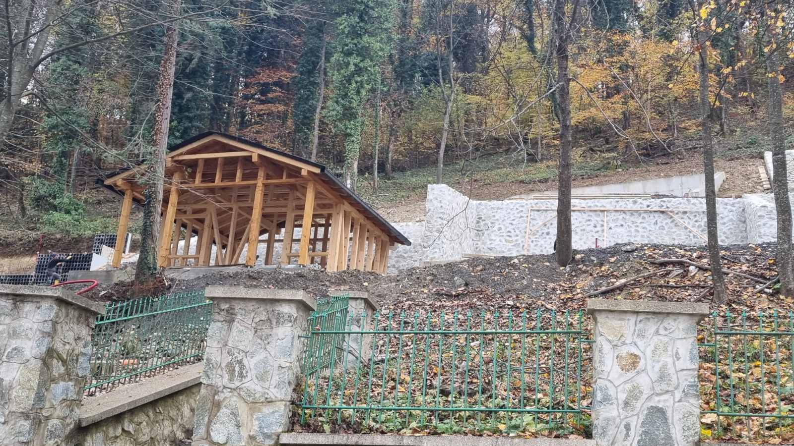 Radovi na uređenju orahovačkog Jezera, prosinac 2022.