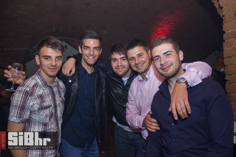 outside_osijek_SiBhr_11