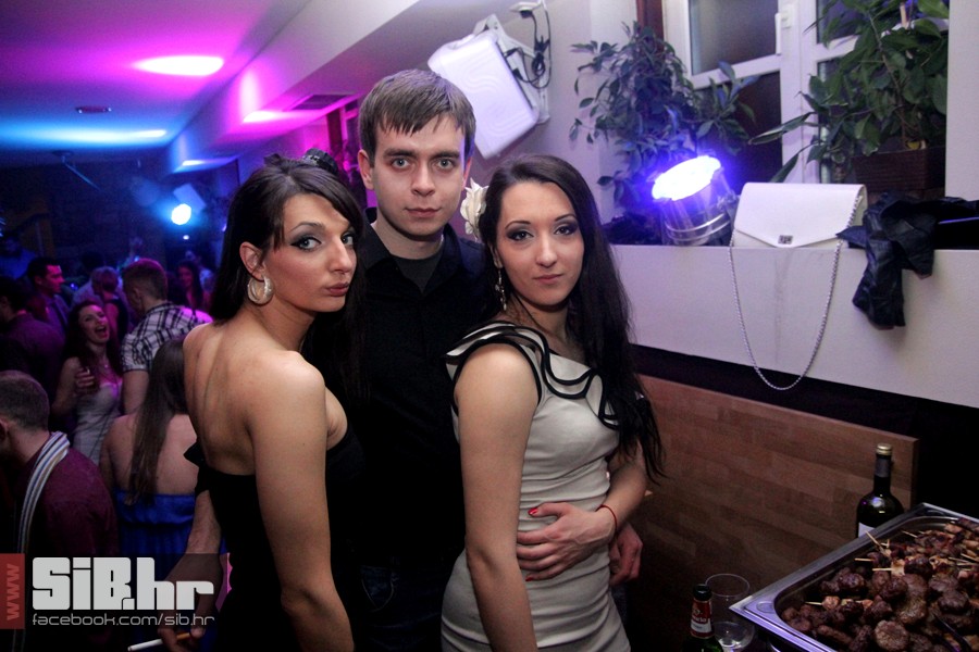 novagtrgkinolumiermediumlotus70 novagtrgkinolumiermediumlotus70