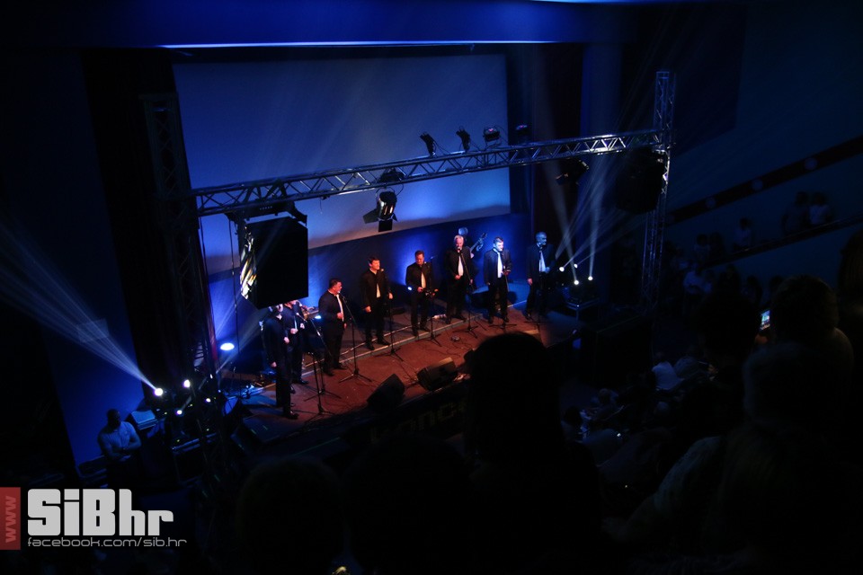 Tomislav_Bralic_i_klapa_Intrade