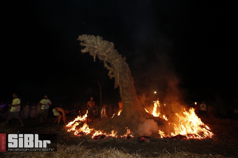 slama_dan_drugi_SiBhr_119 slama_dan_drugi_SiBhr_119