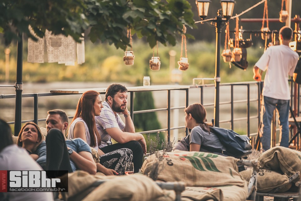sofa0907_2016_sibhr_17