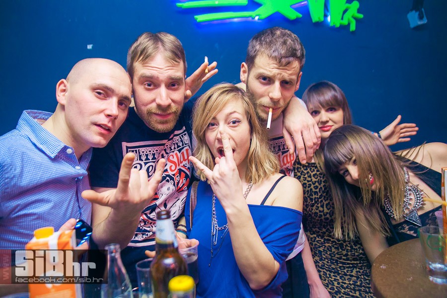 exit_pavijani_1801_nocni_zivot_