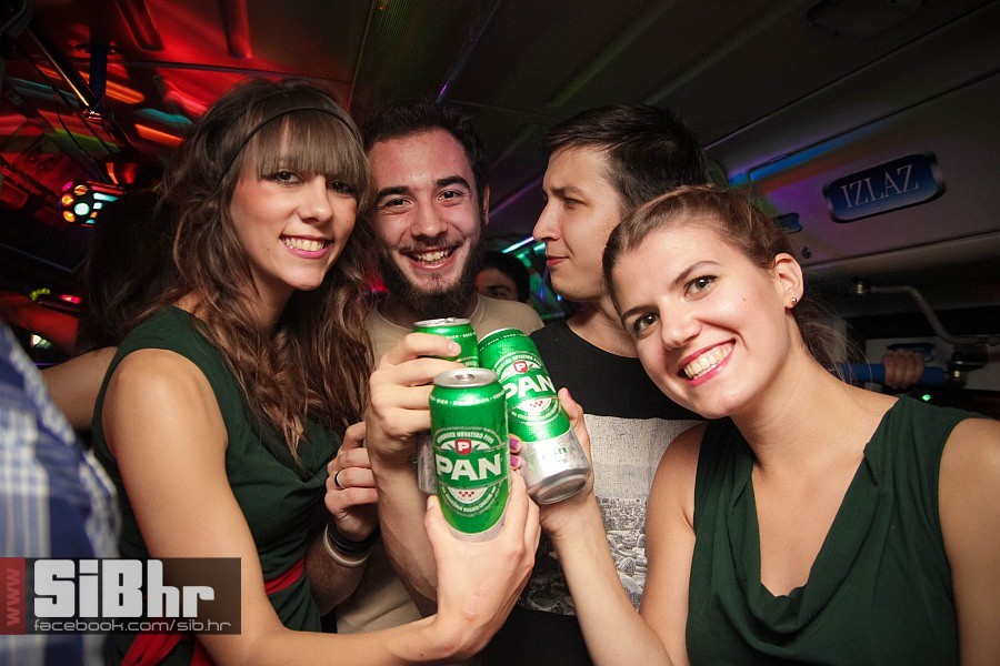 ufo_tramvaj_party_15062013_kali ufo_tramvaj_party_15062013_kali