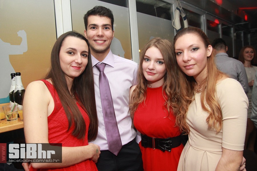 docek_nove_godine_cocktail_bark