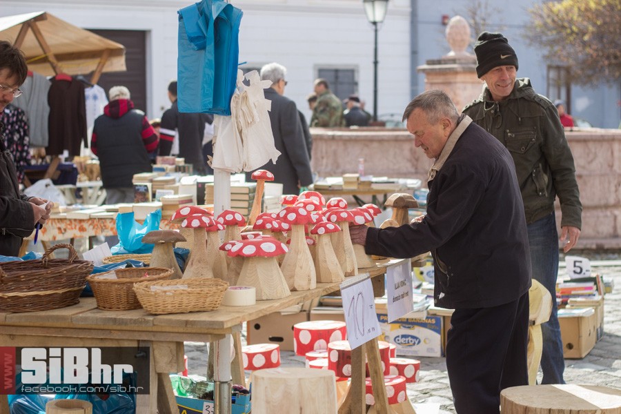 sajam_antikviteta_travanj2015_0