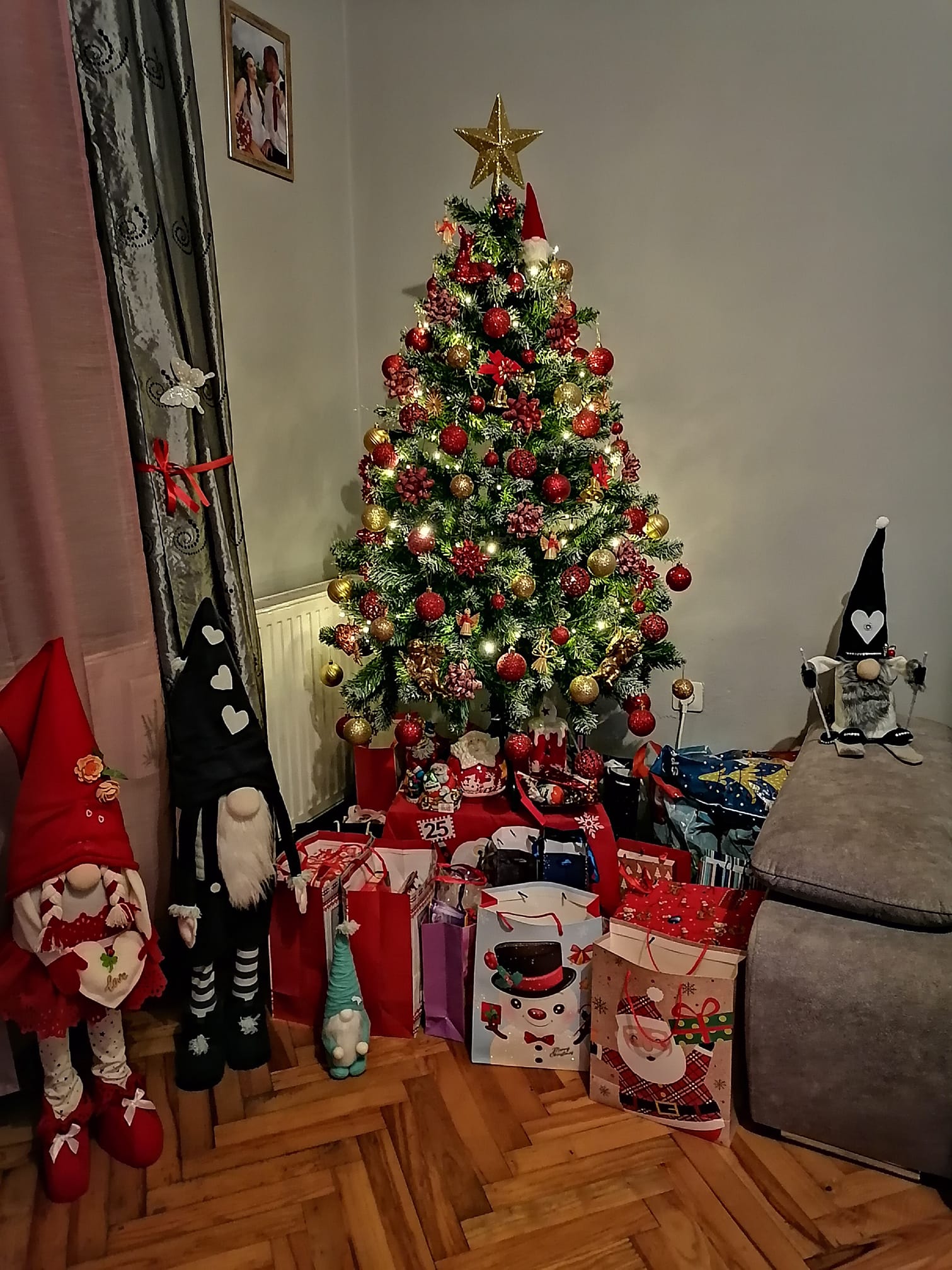 Najljepša božićna drvca naših čitatelja 2022.