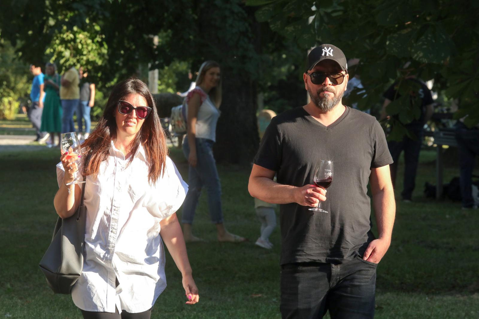 Večeri vina i umjetnosti, srpanj 2022.