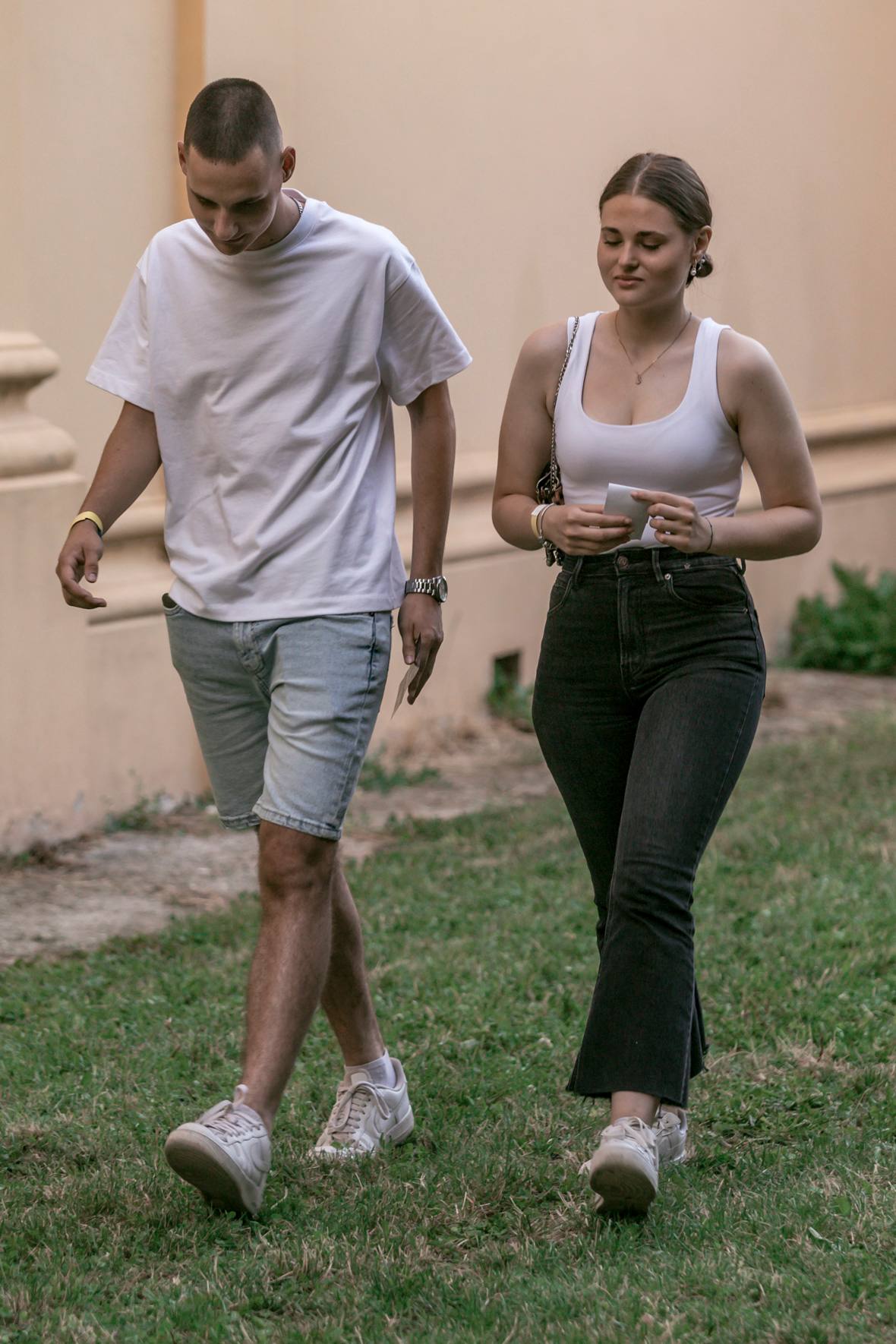 Trap zvijezda Relja održao koncert u osječkoj Tvrđi