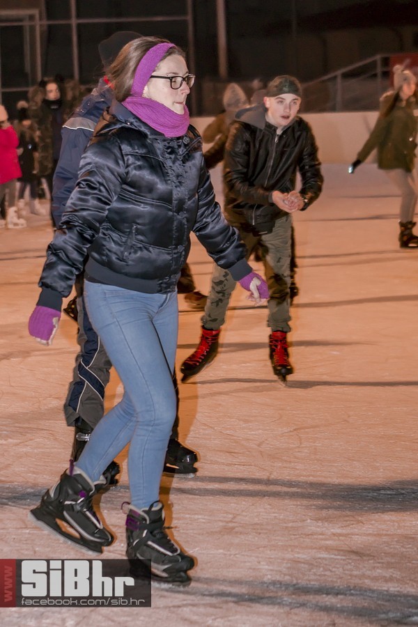 Otvorenje_klizalista_Sokolski_d
