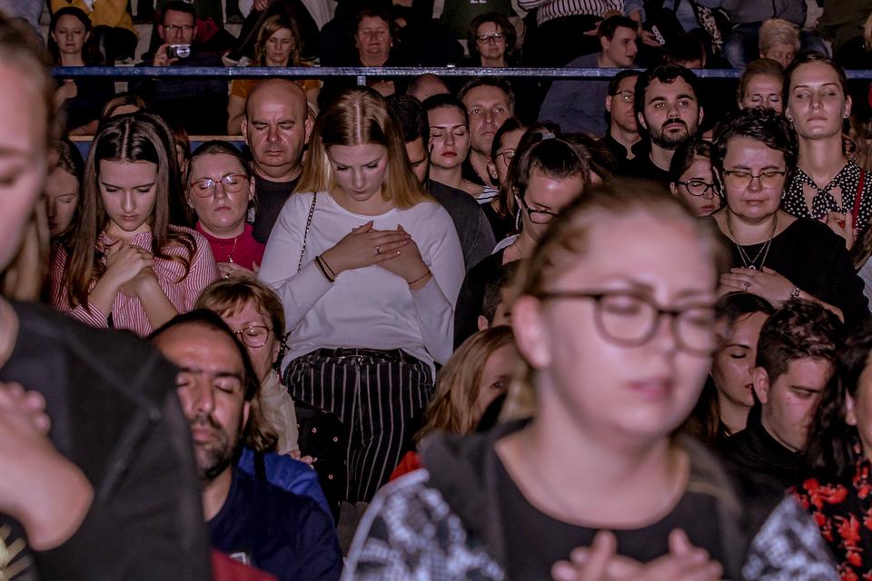U Osijeku održan koncert duhovne glazbe “Isus u Zrinjevcu”