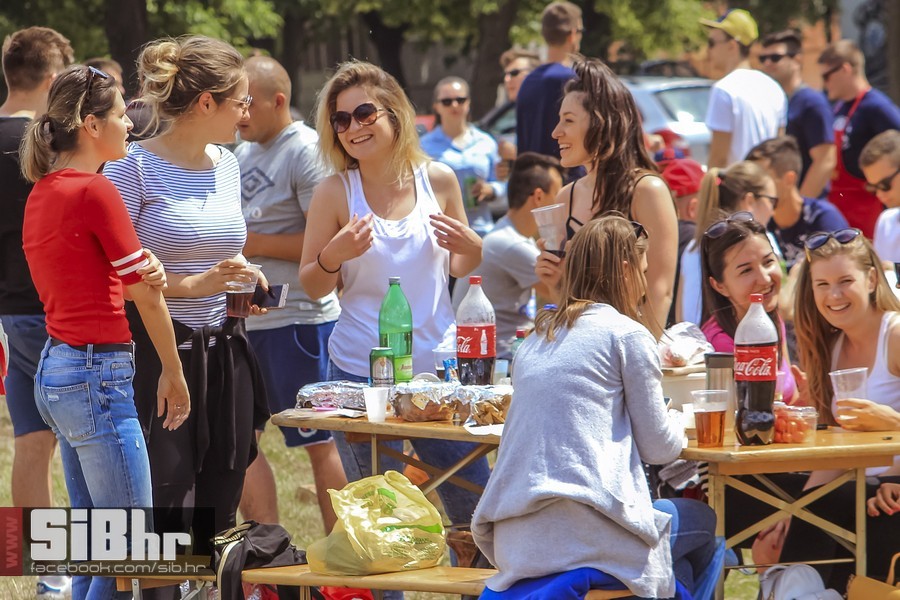 studentska_rostiljada_osijek_Si