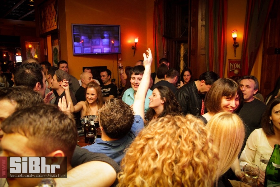 old_bridge_pub_13042013_sibhr_1 old_bridge_pub_13042013_sibhr_1