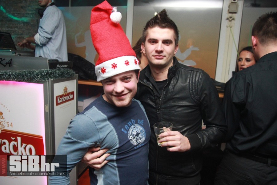 barkaIMG_545125122013 barkaIMG_545125122013