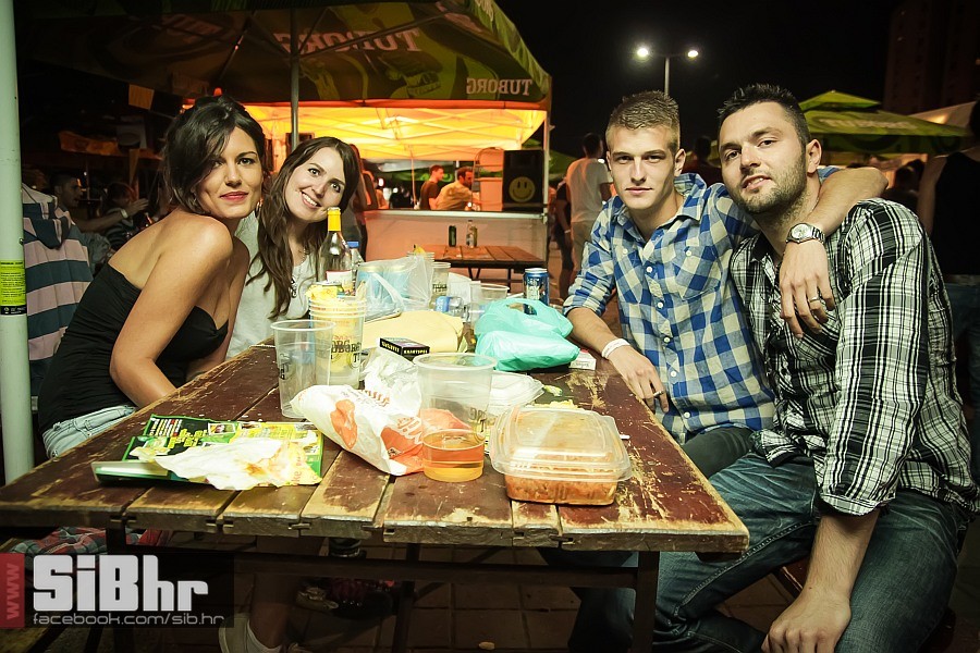 exit2013_SiBhr_76
