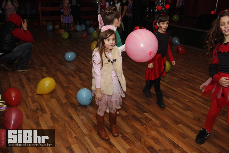 djecji_maskenbal_medium_SiBhr_9