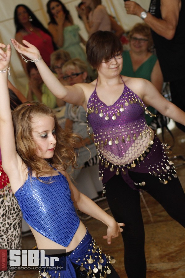 orijentalna_vecera_osijek_SiBhr orijentalna_vecera_osijek_SiBhr