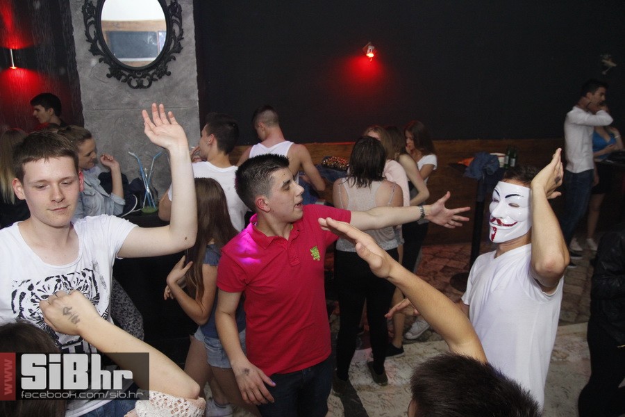 pjena_party_bastion_SiBhr_72 pjena_party_bastion_SiBhr_72