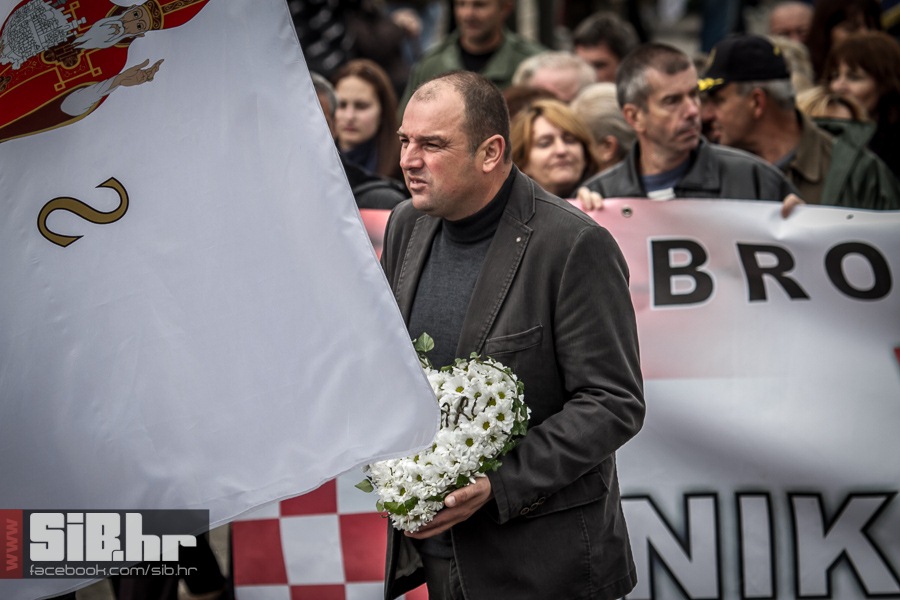 kolona_sjecanja_vukovar_1811201