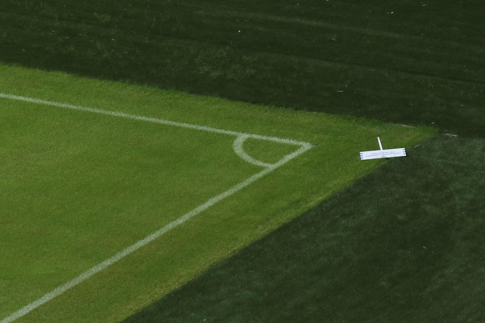 Nogometaši Osijeka započeli pripreme na novom stadionu Nogometaši Osijeka započeli pripreme na novom stadionu