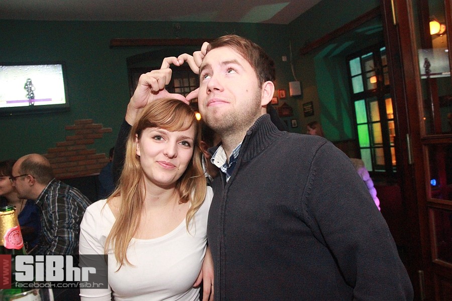 nocni_zivot_FortPub_04012013_Si