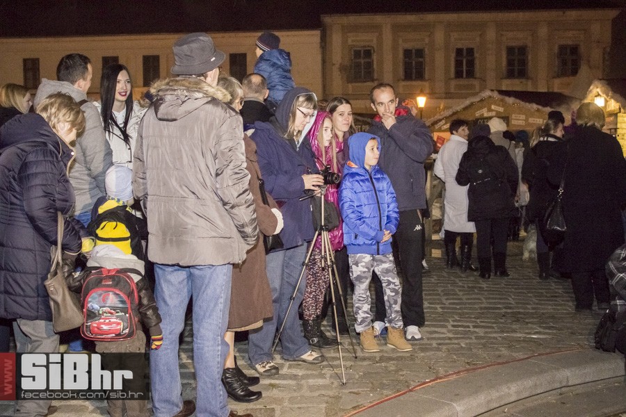 advent_prva_nedjelja_osijek_5