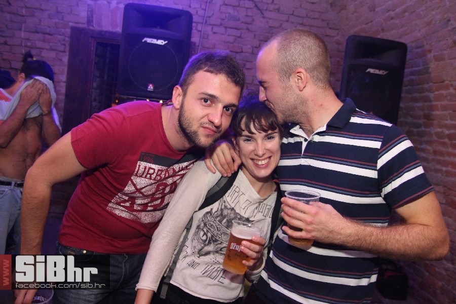 2014_10_19_epic_osijek_nightlif