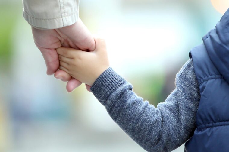 Međunarodni dan obitelji dijete ruka