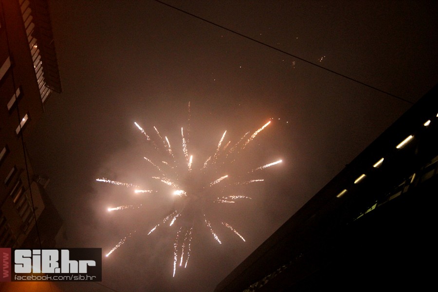 novagtrgkinolumiermediumlotus02 novagtrgkinolumiermediumlotus02