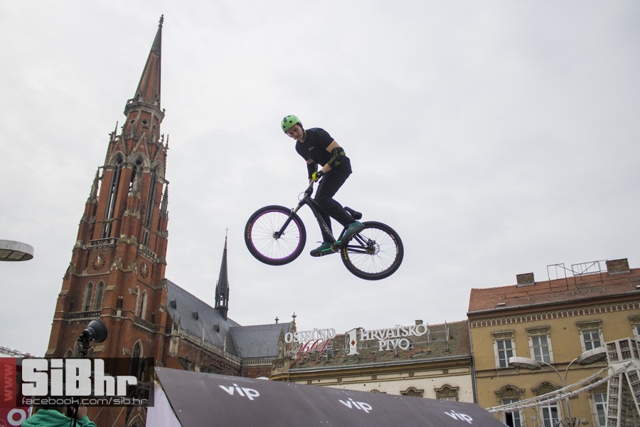 bmx_coca cola_sibhr_os_03