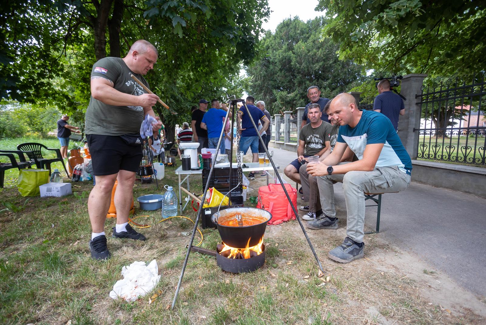 Fišijadom otvorene 18. Bizovačke ljetne večeri