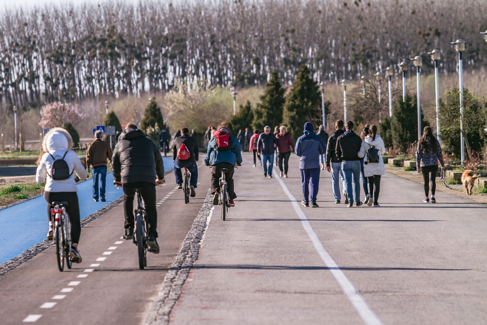 Osječane korona još nije uplašila – promenada puna šetača